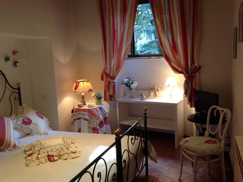 אורביאטו Appartamento Michelangeli-Private Parking חדר תמונה
