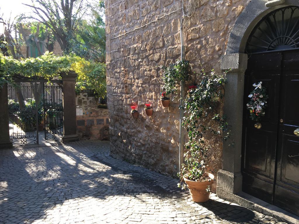 אורביאטו Appartamento Michelangeli-Private Parking מראה חיצוני תמונה